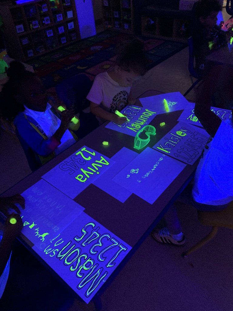Glow Day