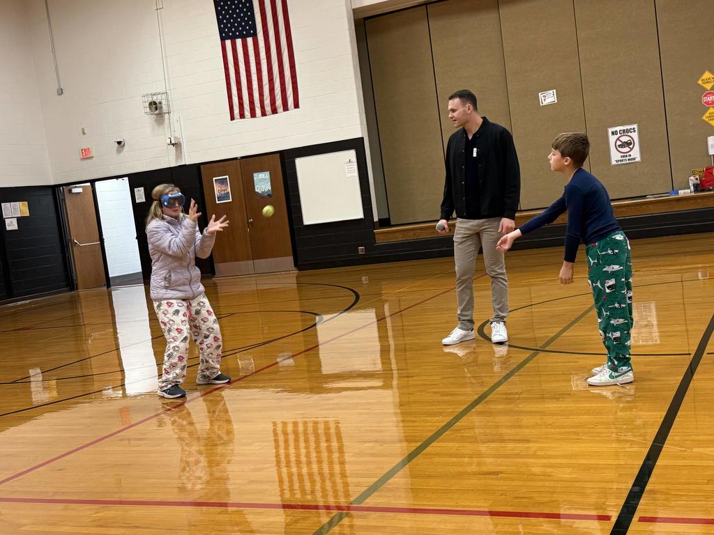 Aaron Golub with students