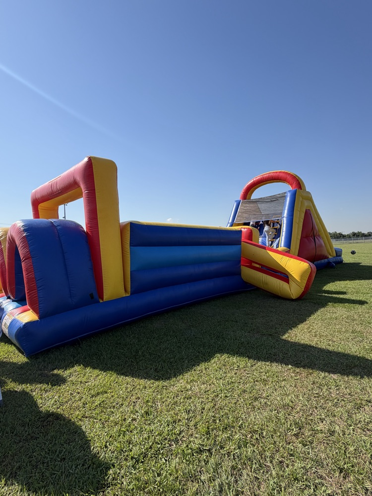 obstacle course jump house