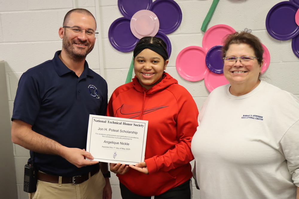student receiving award