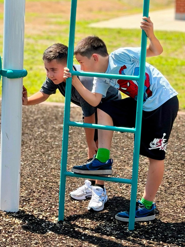 2 boys playing at recess