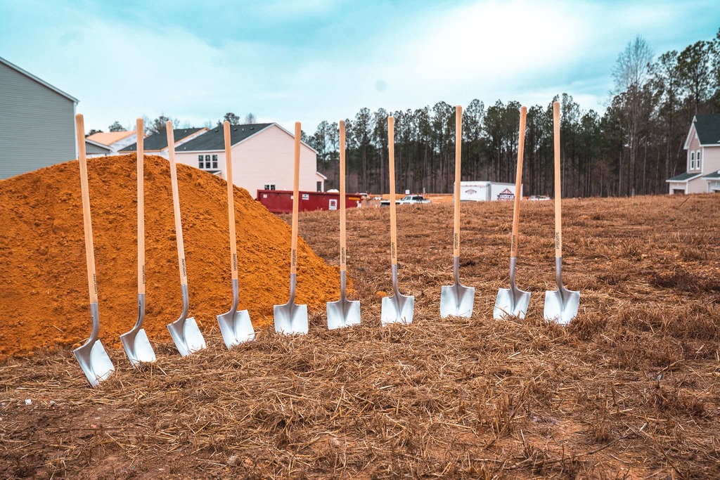 Groundbreaking shovles