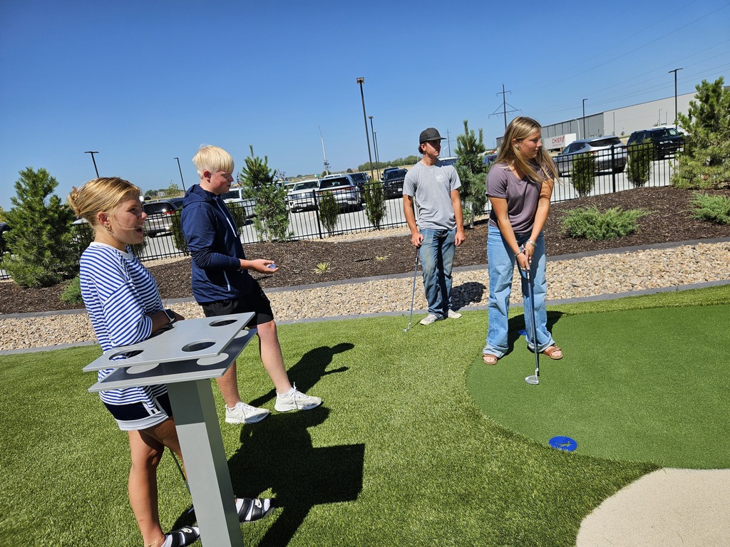 DropZone Put Put golf