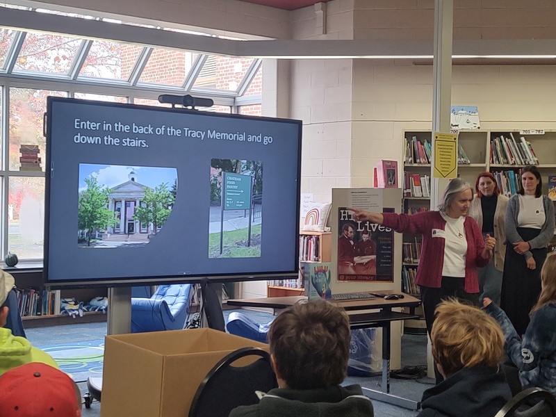 woamn giving presentation on Chatham Area Silent Pantry