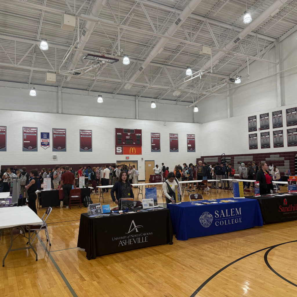 Last week, Seaforth High School welcomed representatives from colleges and universities across the region for an incredible College Fair! 💙💚 Students had the opportunity to explore postsecondary options, ask questions, and make connections to help shape their future paths. From community colleges to major universities, the event was packed with possibilities! A big thank-you to our Seaforth staff, counselors, and college representatives for making this event such a valuable experience for our students. #OneChatham #ElevateChatham