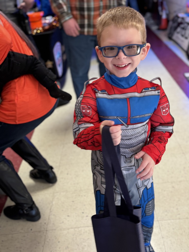 PES Halloween Parade