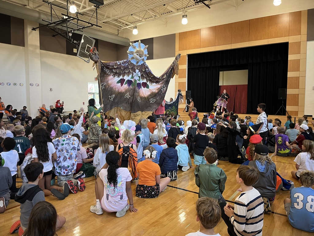 Paperhand Puppet Performance