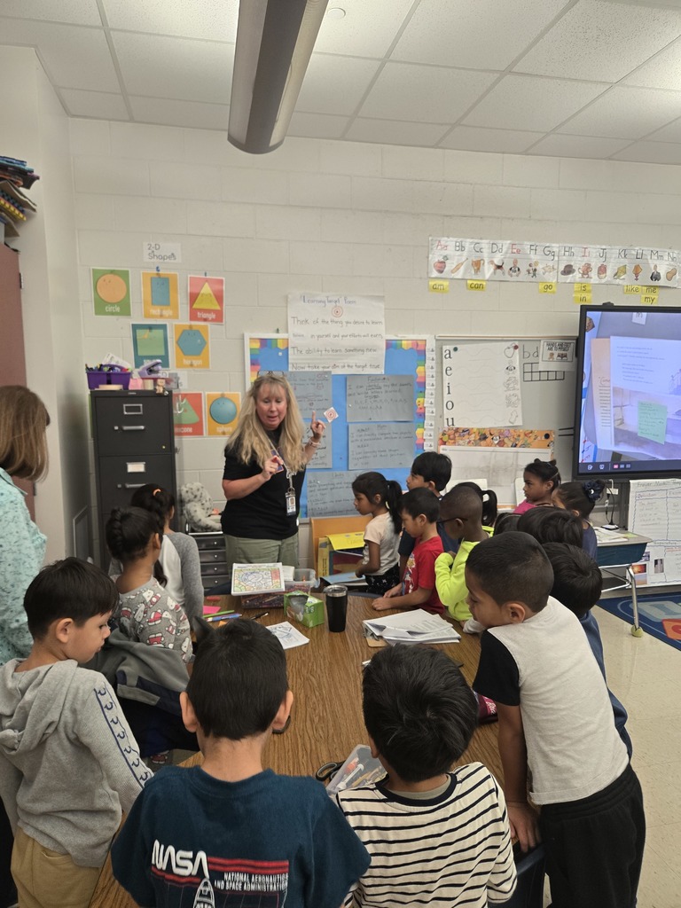 Kindergarten students learning