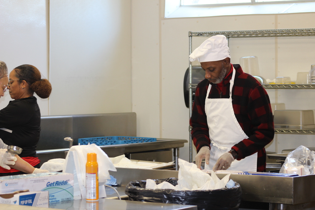 Today, students and staff at George Moses Horton Middle School got a special surprise, Superintendent Dr. Anthony Jackson stopped by to serve the Holiday Feast Day lunch!  With a smile (and a serving spoon), Dr. Jackson jumped right in to help celebrate the season of gratitude with our school community. Moments like these remind us that leadership is about showing up, especially when there's turkey and joy to share. 💙  #OneChatham #Elevate Chatham
