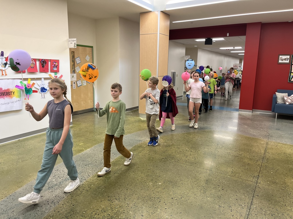 Balloons Over Broadway