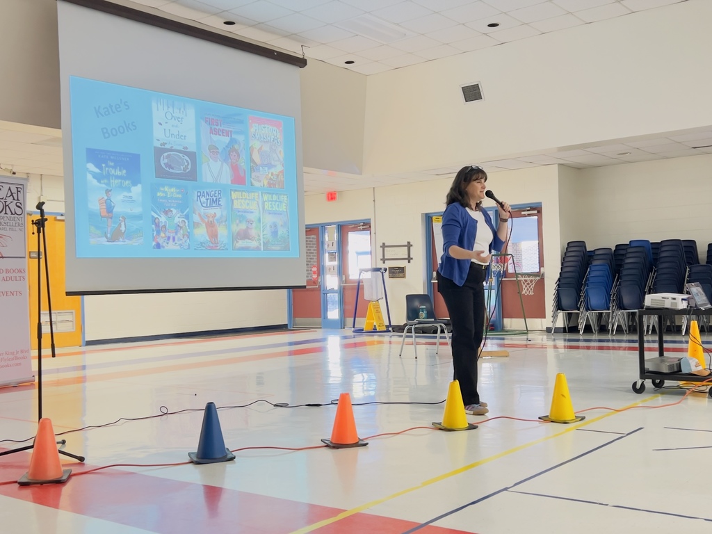 Kate Messner - Camp Monster