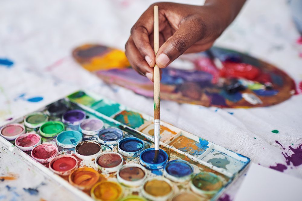 paint pallet and brush