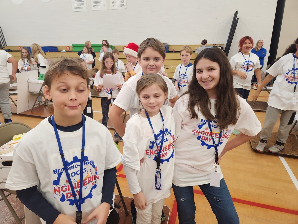 students at engineering day