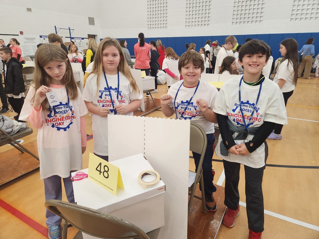 students at engineering day