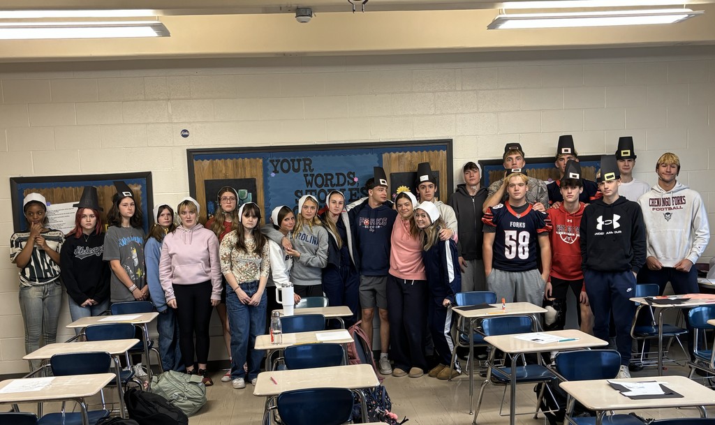 students on Puritan hats