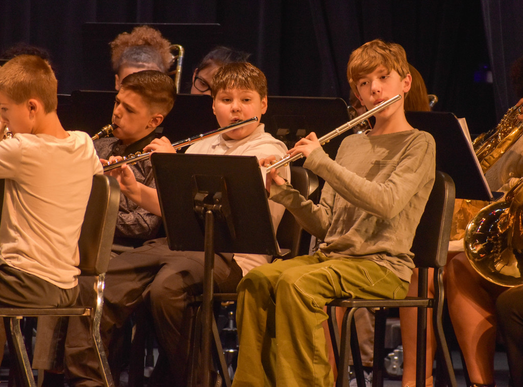 MIDDLE SCHOOL BAND CONCERT