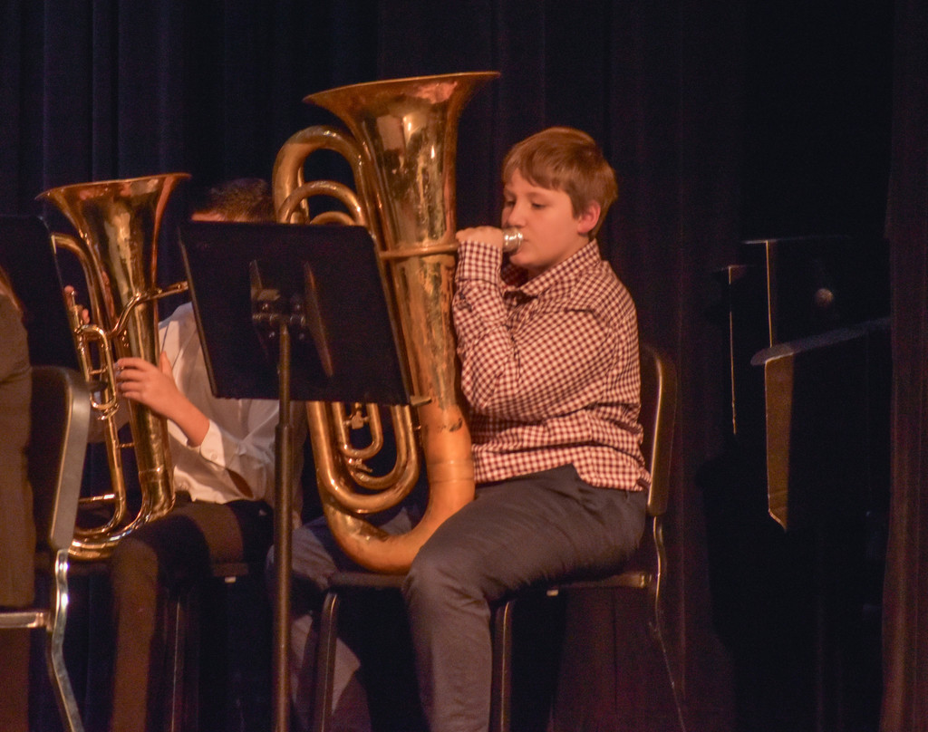 MIDDLE SCHOOL BAND CONCERT
