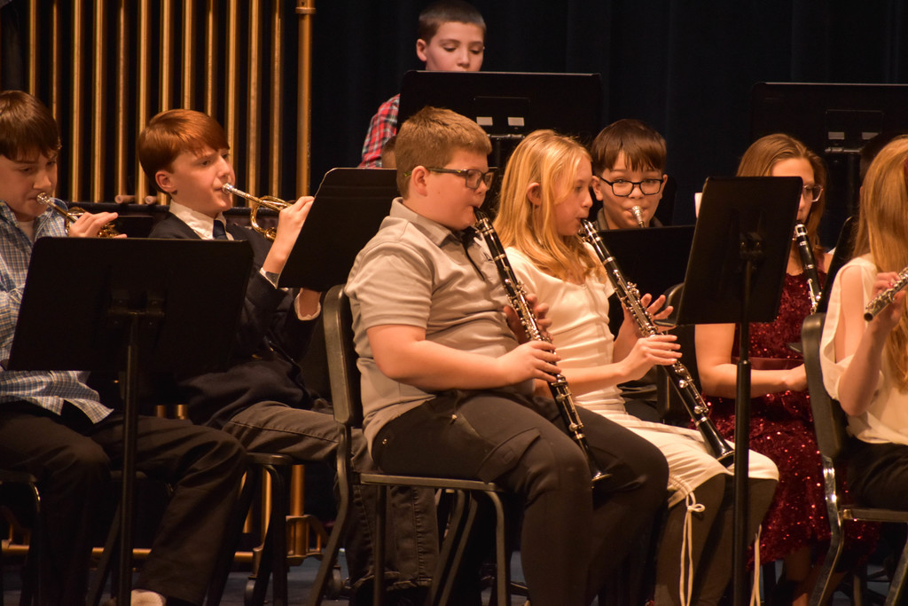 MIDDLE SCHOOL BAND CONCERT