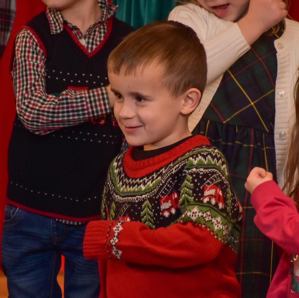 pre k students singing