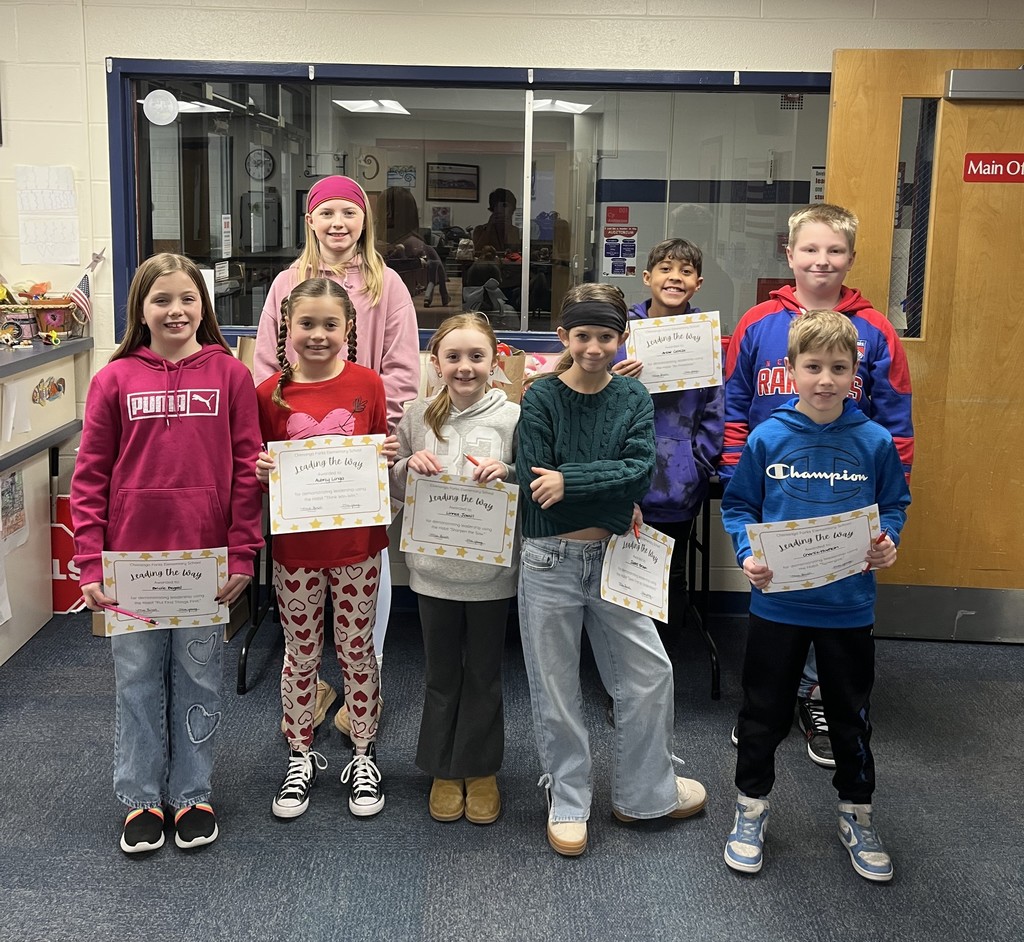 STUDENTS WITH AWARDS