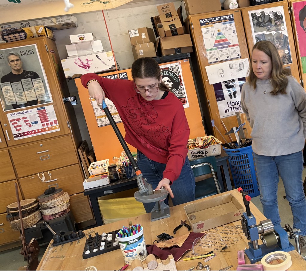 STUDENT LEADING WORKSHOP FOR TEACHERS