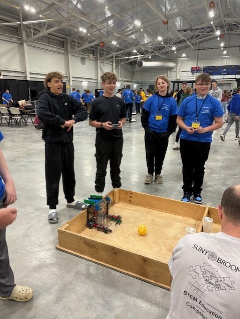 students at robotics competition 