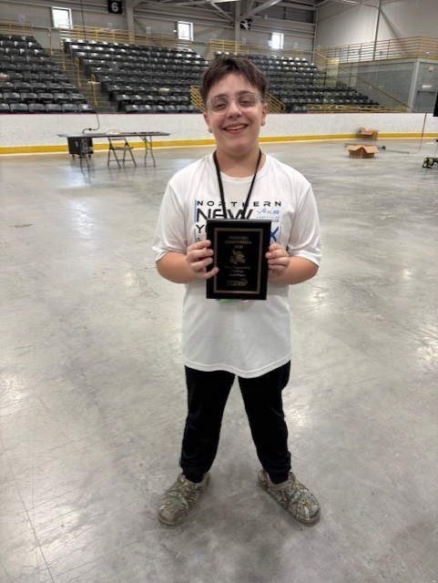 students at robotics competition 