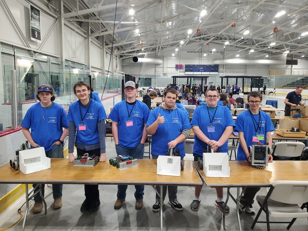 students at robotics competition 