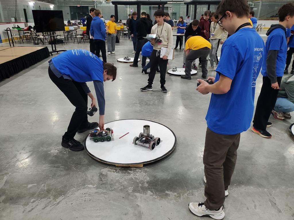 students at robotics competition 