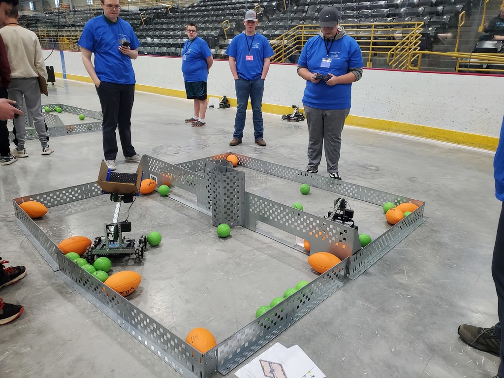 students at robotics competition 