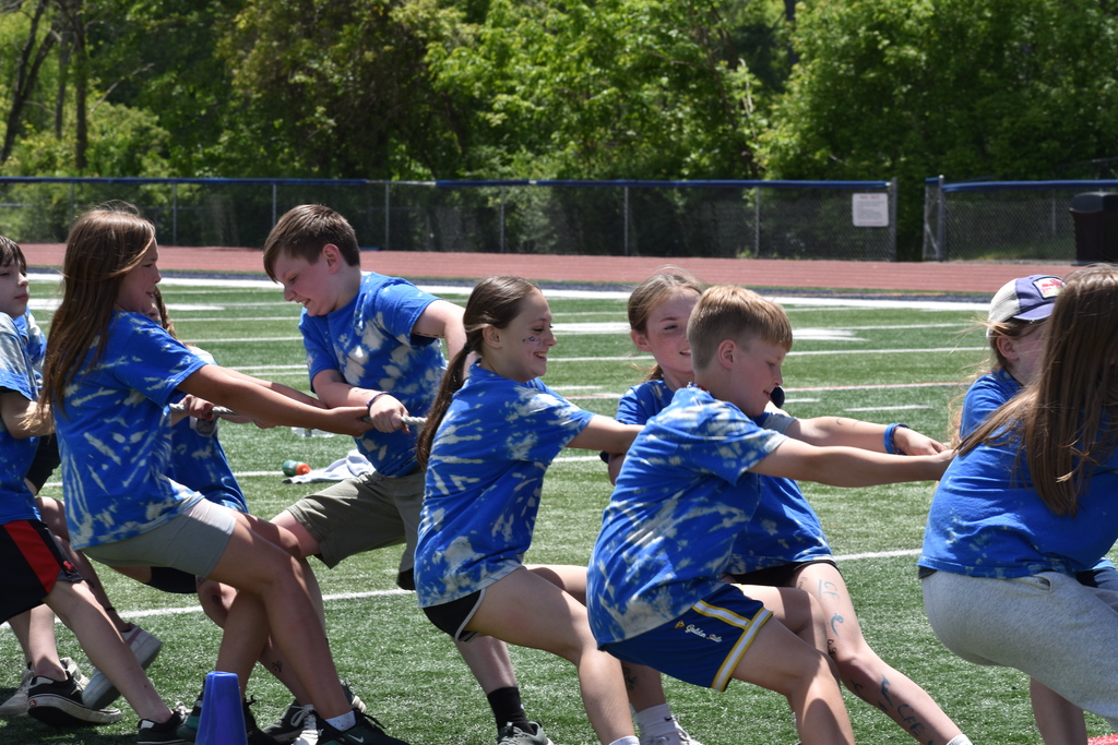 tug of war game on football field