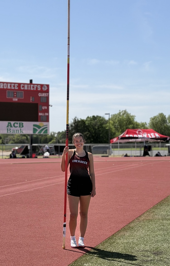photo of Tessa Littlefield. she broke the school record in Pole Vault on April 24, 2026