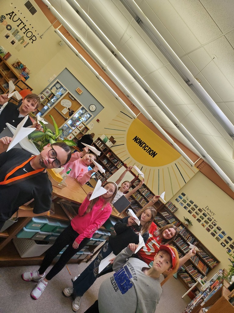 Paper airplane contest