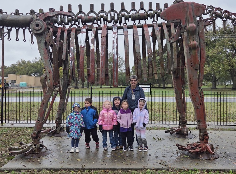 visit Erie Dino Park and Library