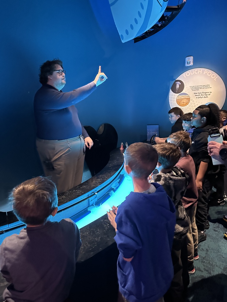 Virginia Aquarium fieldtrip with Mrs. Amos' 3rd grade class