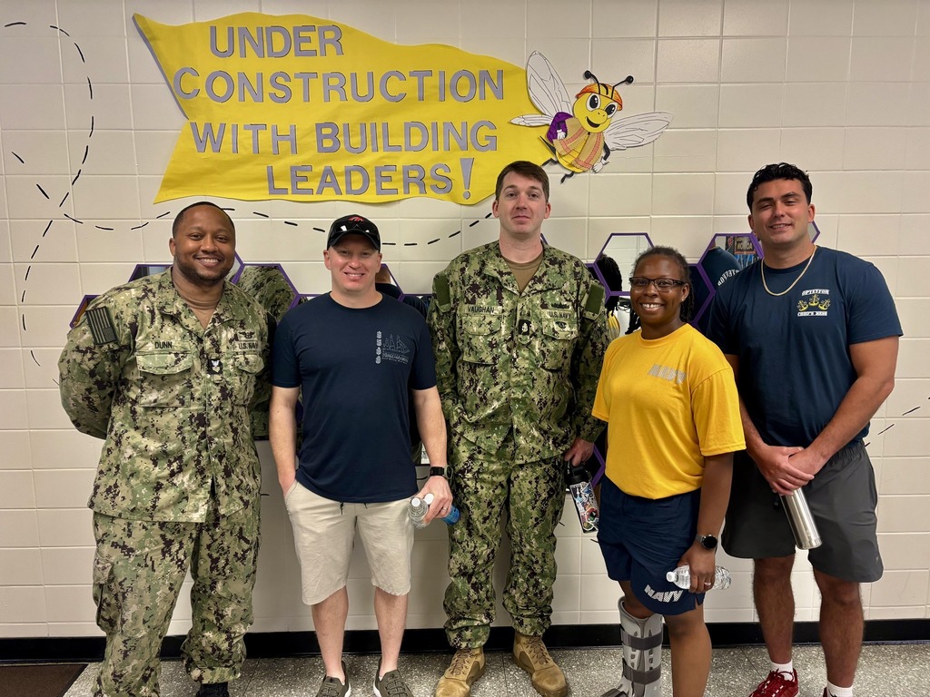 Navy volunteers at DCCE.