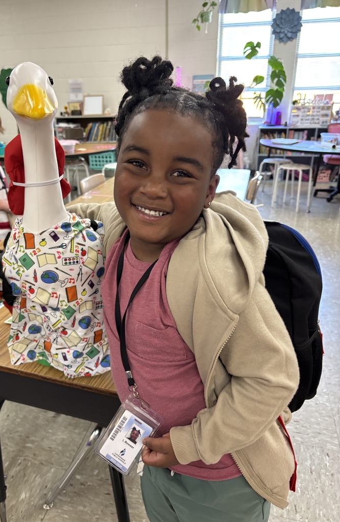 Kindergartner with class goose