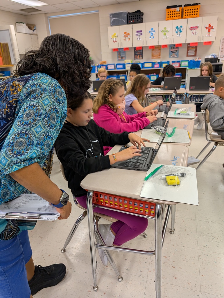 Learning with Nearpod in Mrs. Wallace and Mrs. Jackson's class