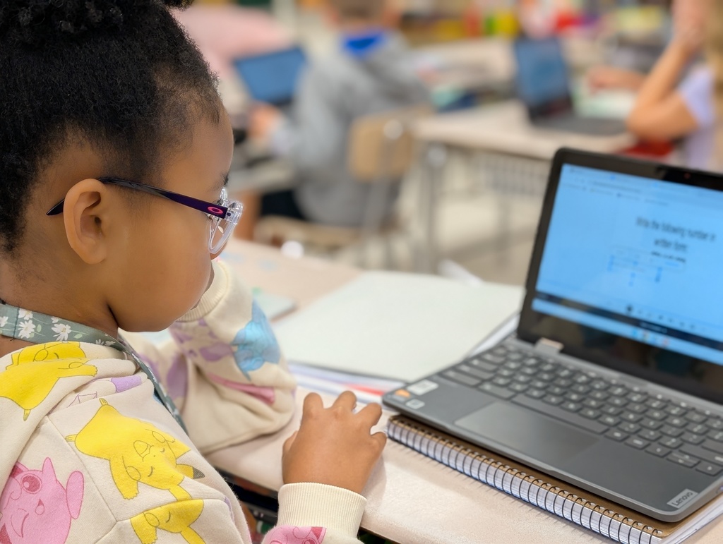 Learning with Nearpod in Mrs. Wallace and Mrs. Jackson's class