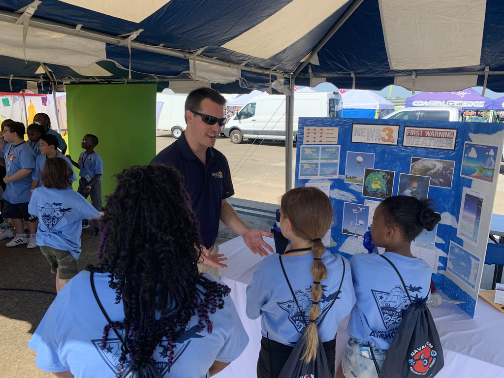 Students at Air Show