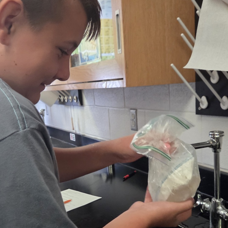 kids in a lab making ice cream