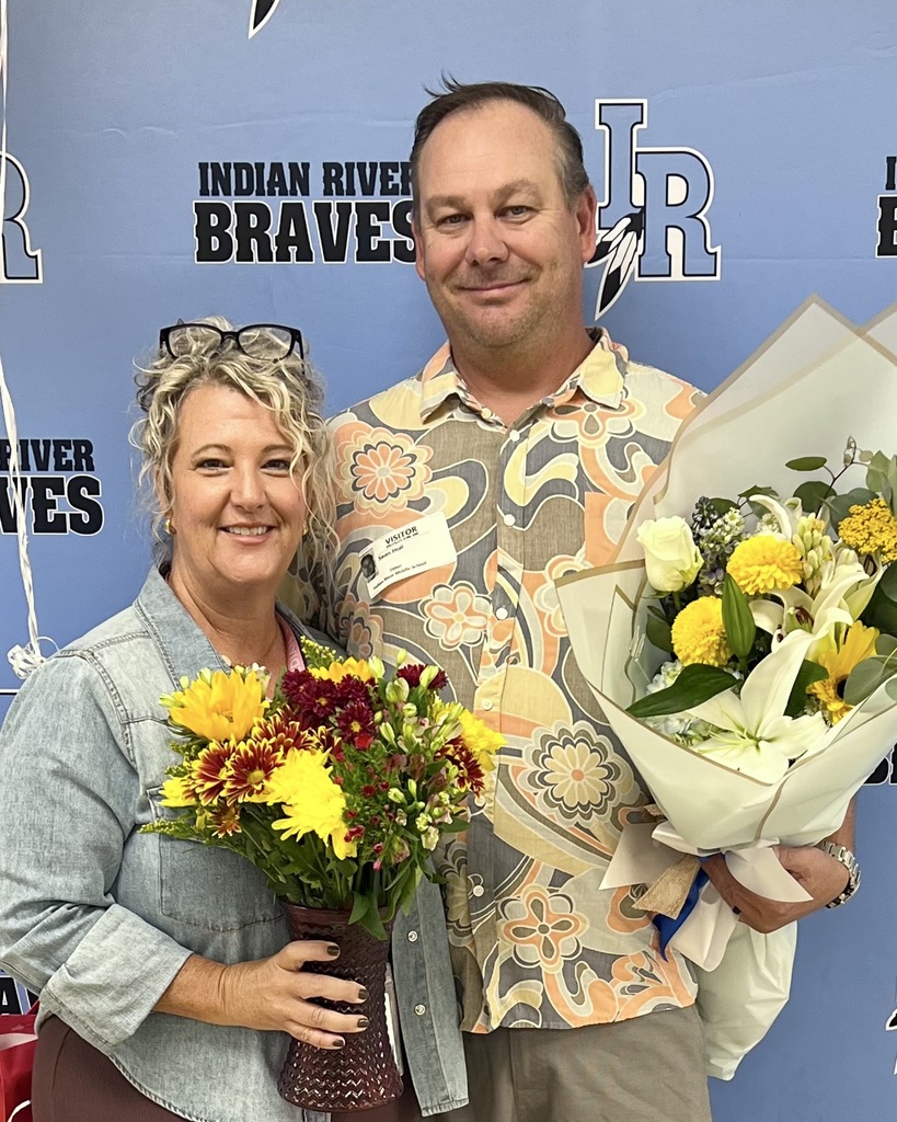 2025 Teacher of the Year IRMS - Meredith Holl
