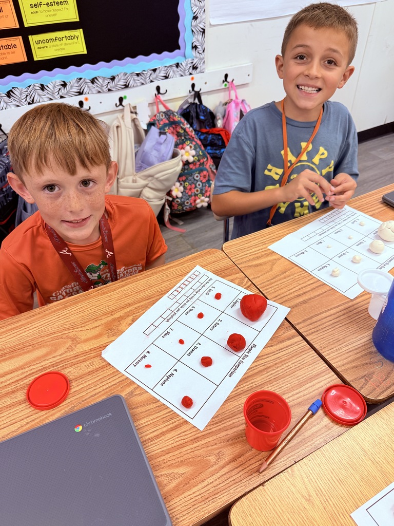 In Science, students had a great time exploring the different sizes of the planets. Students had to follow step-by-step directions to create the planets out of playdough and were amazed at just how much BIGGER the Gas Giants are compared to the Terrestrial planets.