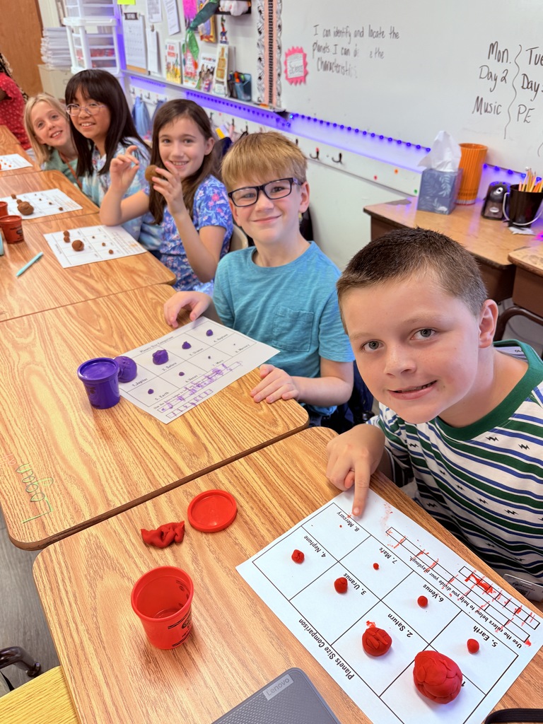 In Science, students had a great time exploring the different sizes of the planets. Students had to follow step-by-step directions to create the planets out of playdough and were amazed at just how much BIGGER the Gas Giants are compared to the Terrestrial planets.