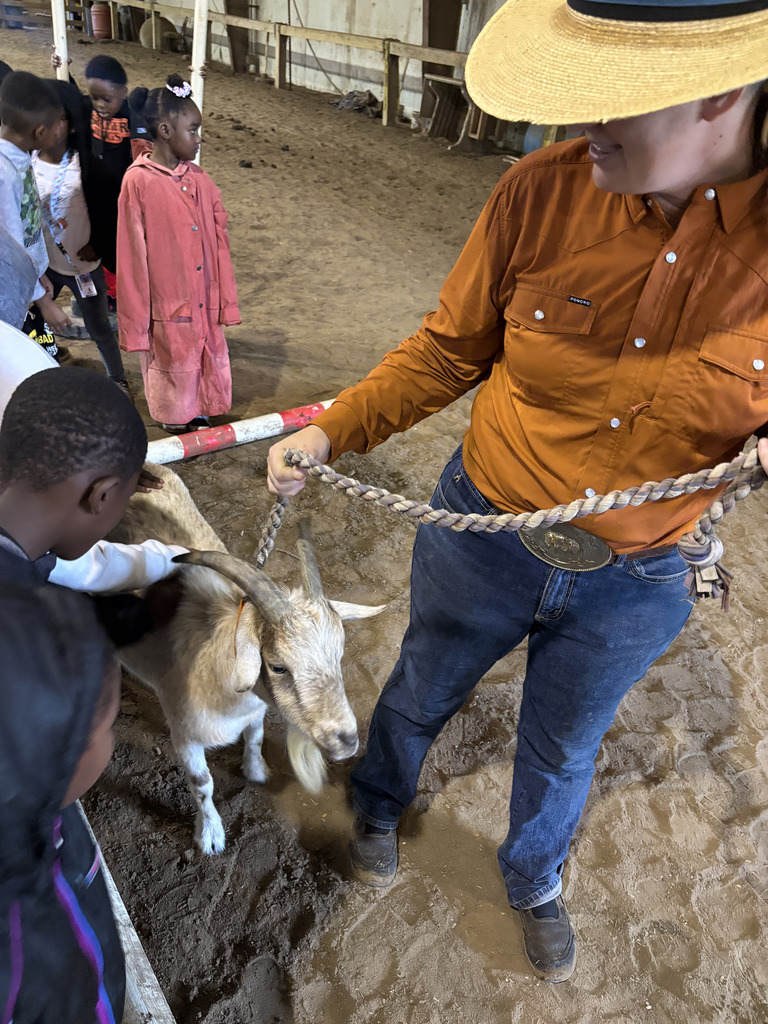 1st Grade Triple R Ranch Field Trip