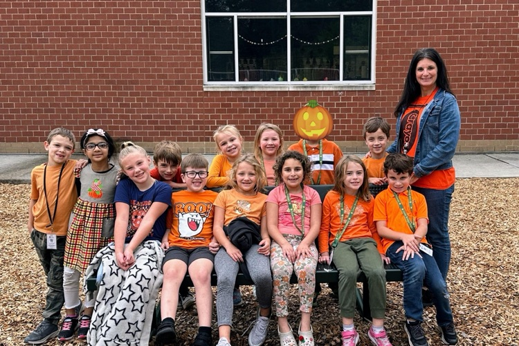 unity day wearing orange