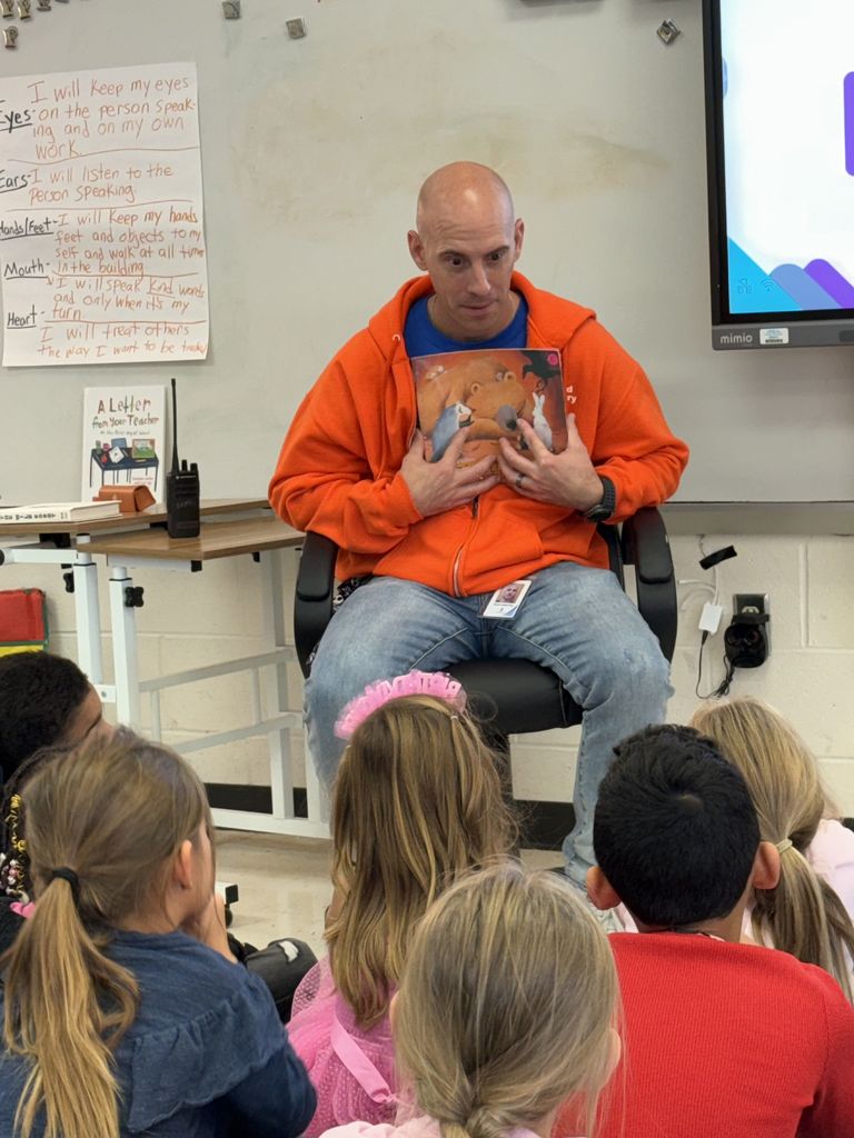 IMG_20251020_075249 (1)This past Friday, Mrs. Phillips’ class welcomed Administrative Specialist Mr. Heberling as their guest reader. The students thoroughly enjoyed his visit and the story he shared!