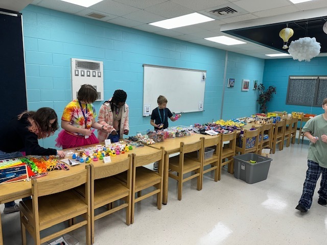 students shopping at school store