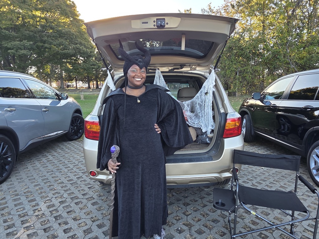 Mrs. White's Trunk for Trunk or Treat