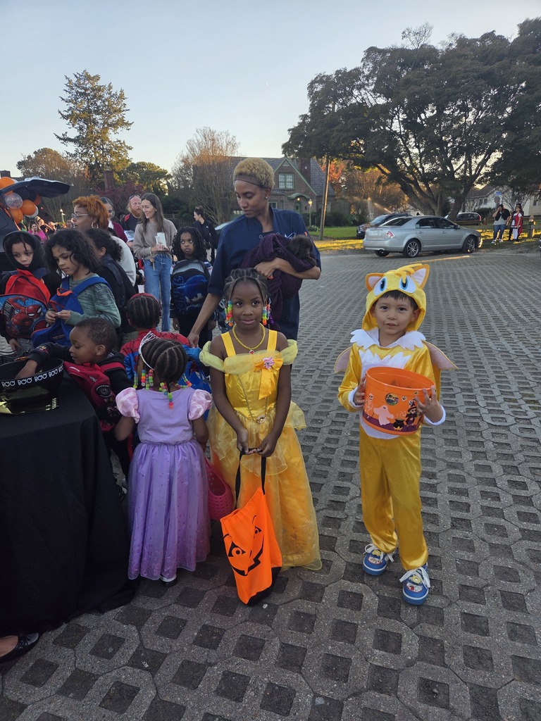 Families at Trunk or Treat